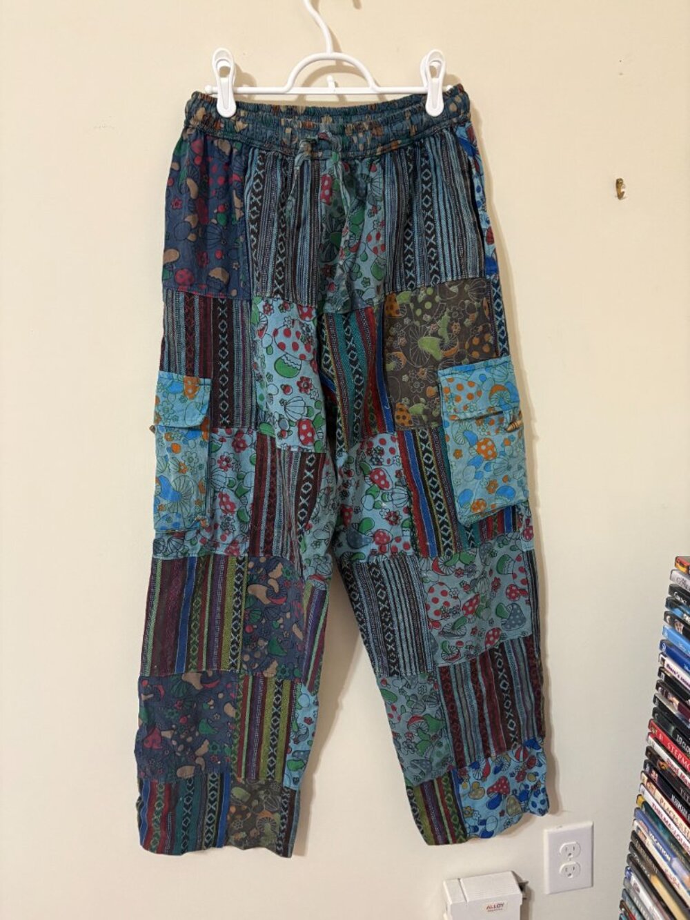 Patchwork Boho Style Pants Size Medium - Picture 5 of 5